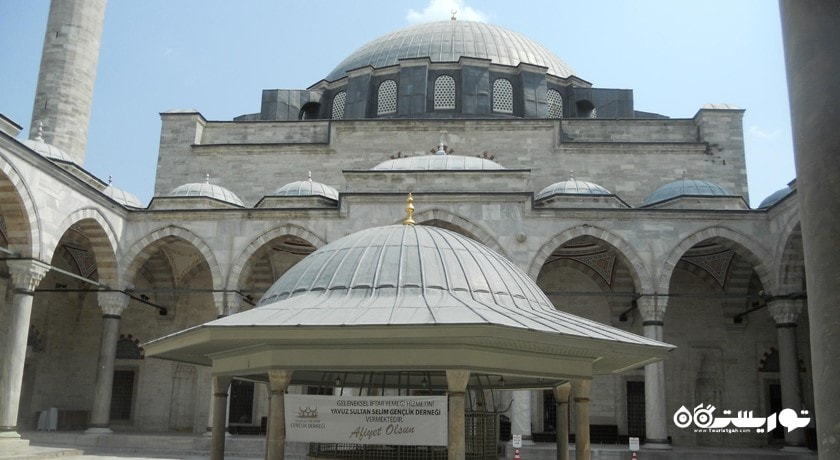  مسجد جامع یووز سلطان سلیم شهر ترکیه کشور استانبول